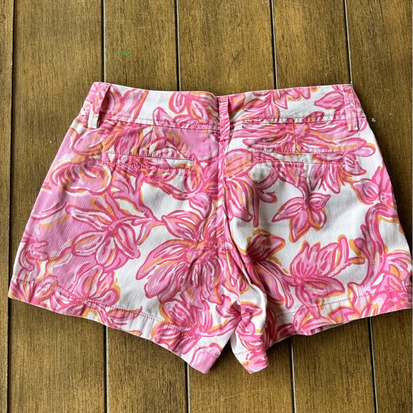 Lilly Pulitzer Shorts “The Callahan short” - Picture 3 of 3